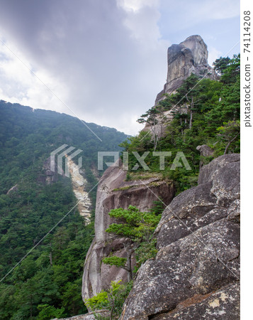 攀登宮崎縣九州的最後一個未開發地區奧上山 74114208