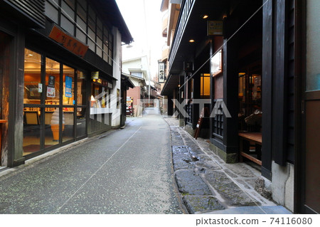 The streets of Kurokawa Onsen 74116080