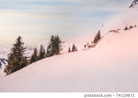 Panorama of snow mountains, Austria 74120631