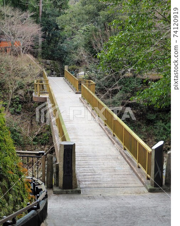 Otokobashi over the Motoya River Otokobashi over the Motoya River 74120919