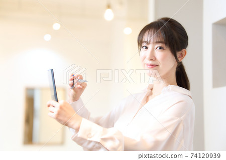 髮型師肖像 74120939