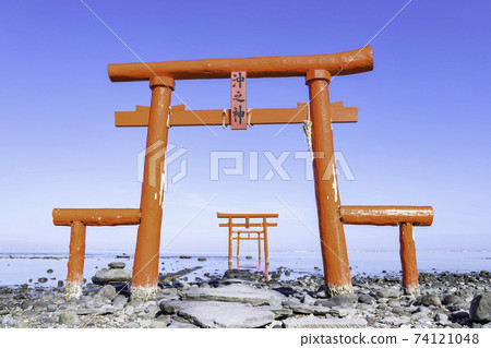 大o神社有明海水下鳥居的神秘風景（佐賀縣） 74121048