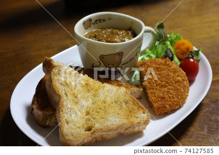 Japanese delicious food 74127585