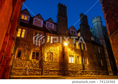 An empty Trinity Lane by night, Cambridge, United Kingdom An empty Trinity Lane by night, Cambridge, United Kingdom 74128368
