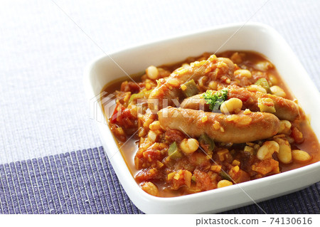 Boiled white beans and sausages in tomato 17 Boiled white beans and sausages in tomato 17 74130616