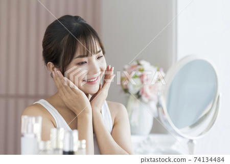 Women beauty Women beauty 74134484