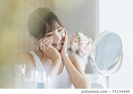 Women beauty Women beauty 74134485