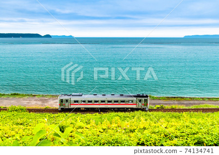 Hokkaido Akkeshi Bay and Nemuro Main Line (Monshizu-Akkeshi) 74134741