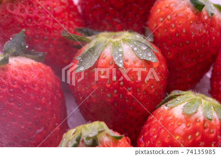 Fresh, strawberry Fresh, strawberry 74135985