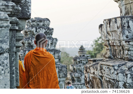 buddhist monk at angkor wat temple near siem reap cambodia buddhist monk at angkor wat temple near siem reap cambodia 74136626
