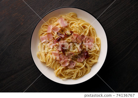 Peperoncino seen from directly above Peperoncino seen from directly above 74136767