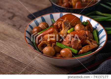 Taiwan Snacks Braised Pork Knuckle Pork Knuckle Braised Egg Braised Quail Egg Braised Pork Knuckle Pork Knuckle 74137177