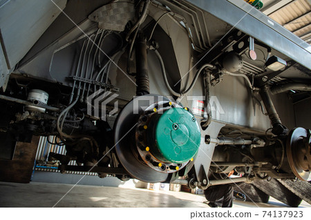 Maintenance Maintenance 74137923