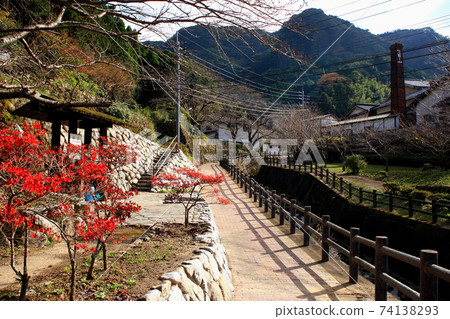 佐賀縣伊万里市,秘密窯村,大河內山,秋天的城市景觀 佐賀縣伊万里市,秘密窯村,大河內山,秋天的城市景觀 74138293