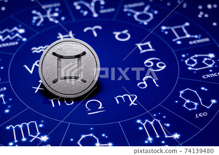 12 horoscope Gemini 74139480