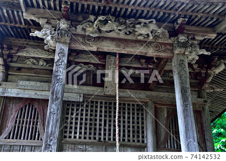 A temple A temple 74142532