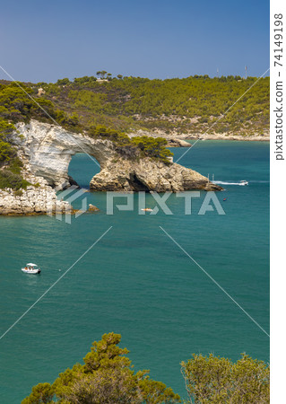 Arco di San Felice near Vieste, National park Gargano, Apulia, Italy Arco di San Felice near Vieste, National park Gargano, Apulia, Italy 74149198