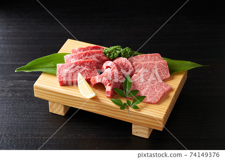 國產和牛牛肋骨,用於瘦肉和大理石花紋的烤肉 國產和牛牛肋骨,用於瘦肉和大理石花紋的烤肉 74149376