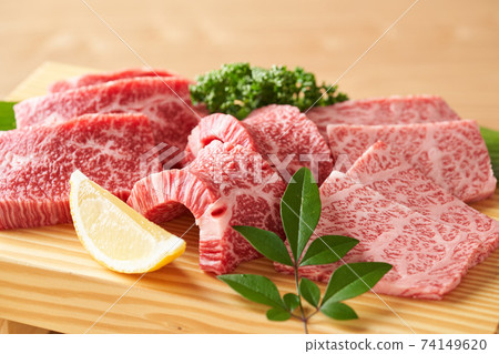 國產和牛牛肋骨,用於瘦肉和大理石花紋的烤肉 國產和牛牛肋骨,用於瘦肉和大理石花紋的烤肉 74149620