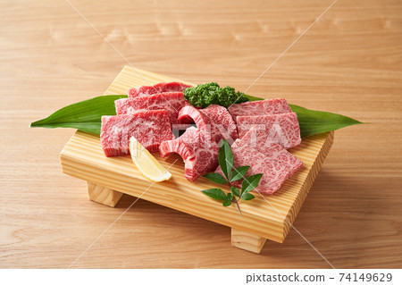 Domestic Wagyu beef ribs for grilled meat, lean and marbling 74149629