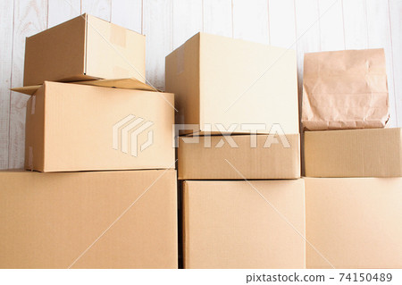 Mountain cardboard 74150489