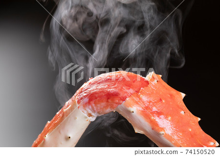 Boiled king crab 74150520
