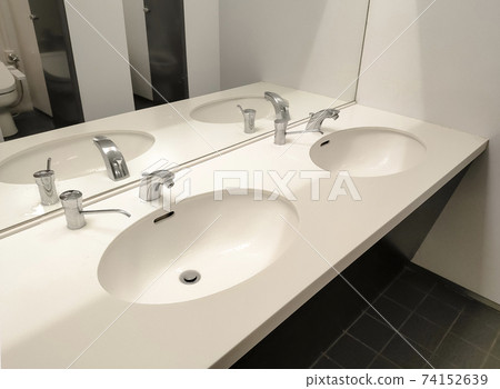 Toilet wash basin 74152639