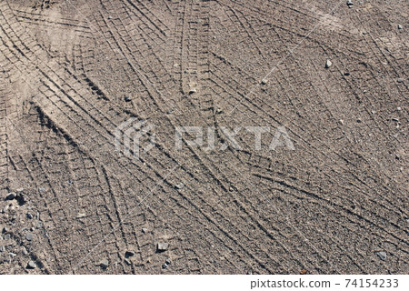 Tire marks 74154233