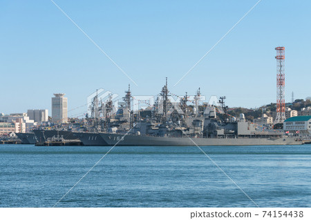 海上自衛隊橫須賀基地整艦裝飾 海上自衛隊橫須賀基地整艦裝飾 74154438