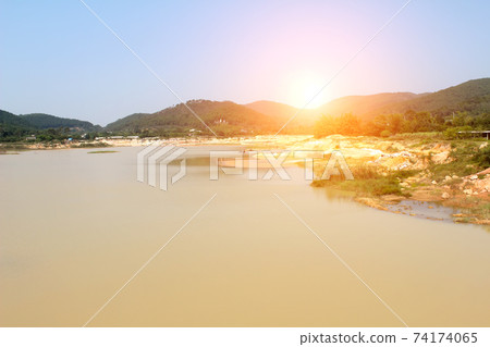 Mountain Mountain 74174065