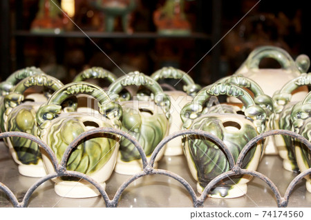 Ceramic products Ceramic products 74174560