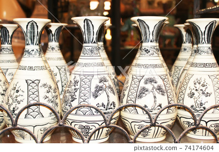 Ceramic products Ceramic products 74174604