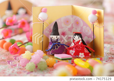 Little cute hina doll Little cute hina doll 74175129