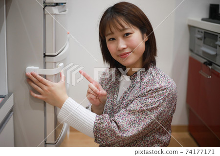 Mother taking safety measures 74177171