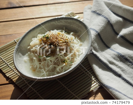 亞洲食品炒米粉 亞洲食品炒米粉 74179479