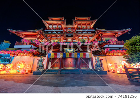 [新加坡景觀]唐人街佛牙寺琉球夜景 74181250