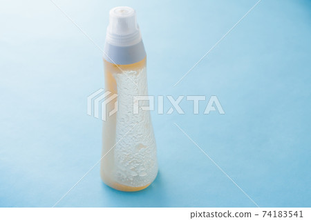 Crystal-hardened honey Crystal-hardened honey 74183541
