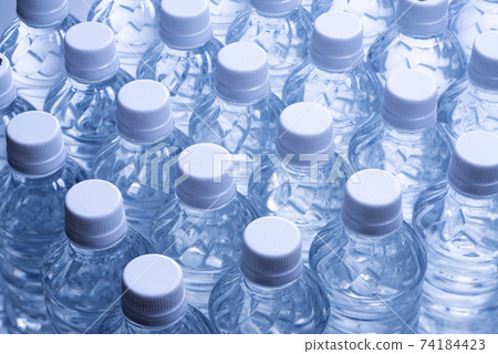 寵物瓶礦泉水 74184423