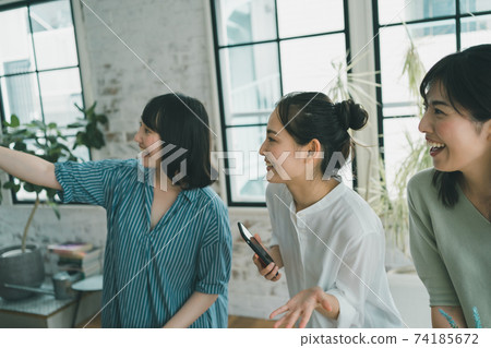 Home Party Home Party 74185672