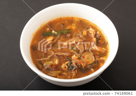 Yukkejang soup 74189061