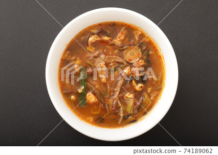 Yukkejang soup 74189062