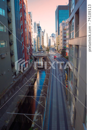 東京,澀谷河街和城市風景 東京,澀谷河街和城市風景 74189113