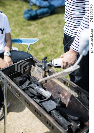 barbecue    74195170