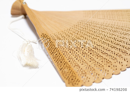 Chinese sandalwood fan, sandalwood fan [white background] 74198208