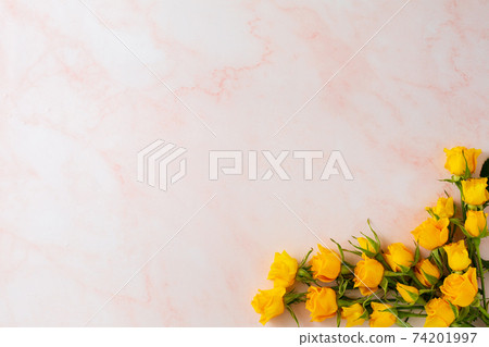 Frame of bouquet of yellow roses 74201997
