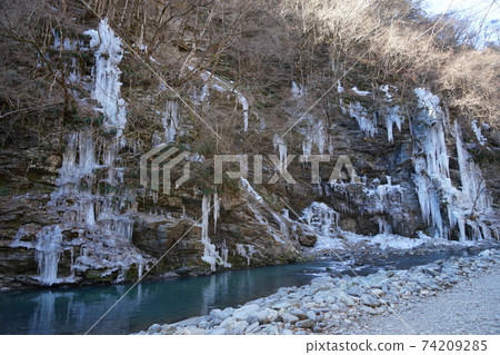 February Chichibu 161 Misotsuchi icicle February Chichibu 161 Misotsuchi icicle 74209285