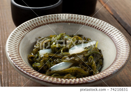 Squid somen mekabu Squid somen mekabu 74210831
