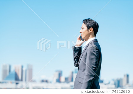 Business person outdoor 74212650