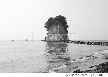 石川縣能登軍艦島海灘單色版 石川縣能登軍艦島海灘單色版 74214010