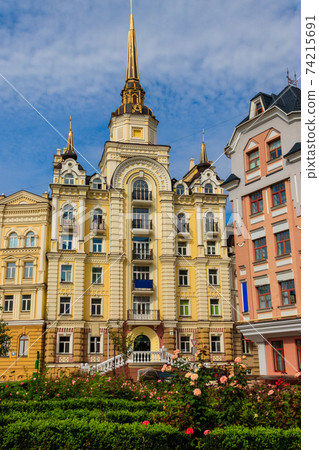 Colorful houses of Vozdvizhenka elite district in Kiev, Ukraine Colorful houses of Vozdvizhenka elite district in Kiev, Ukraine 74215691